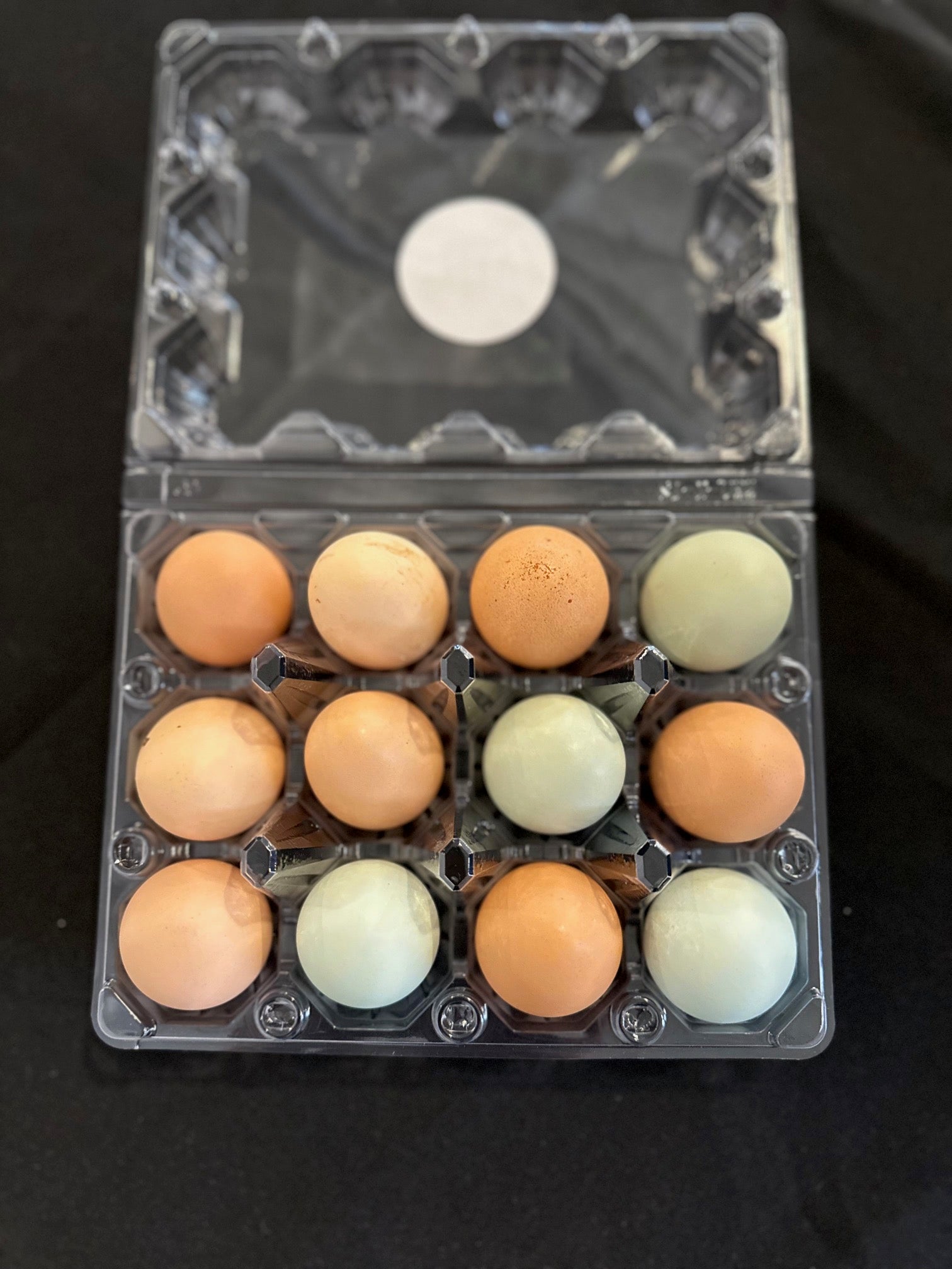 Farm Fresh Eggs - Dozen